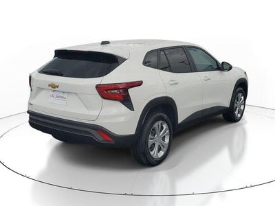 2025 Chevrolet Trax LS