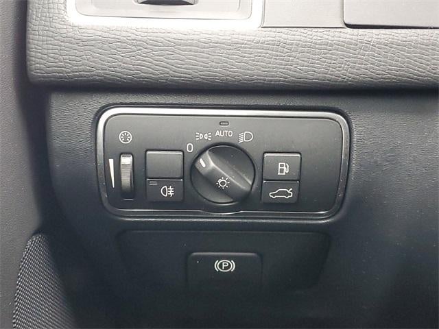 2016 Volvo XC60 T5 Premier